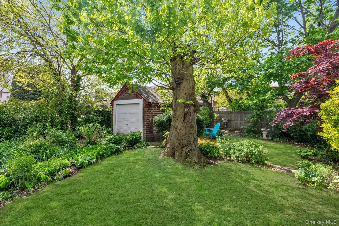 Photo of 70 Lyon Place