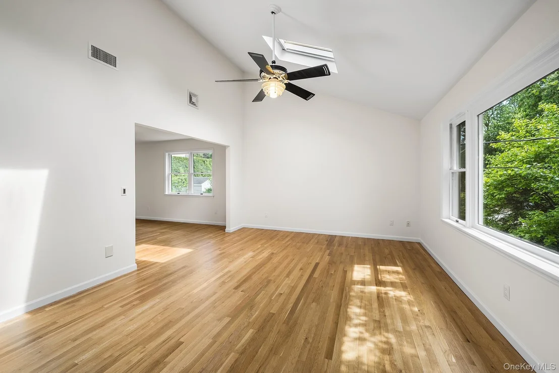Photo of 110 Franklin Avenue
