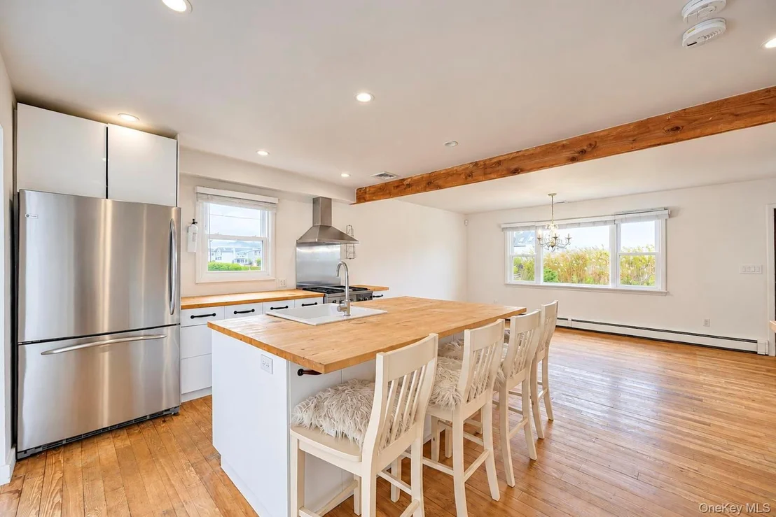 Photo of 79 Grandview Drive