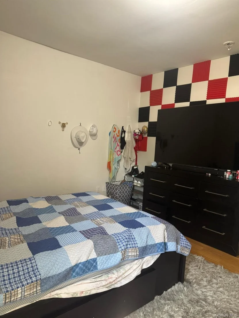 Photo of 172 N Ocean Avenue