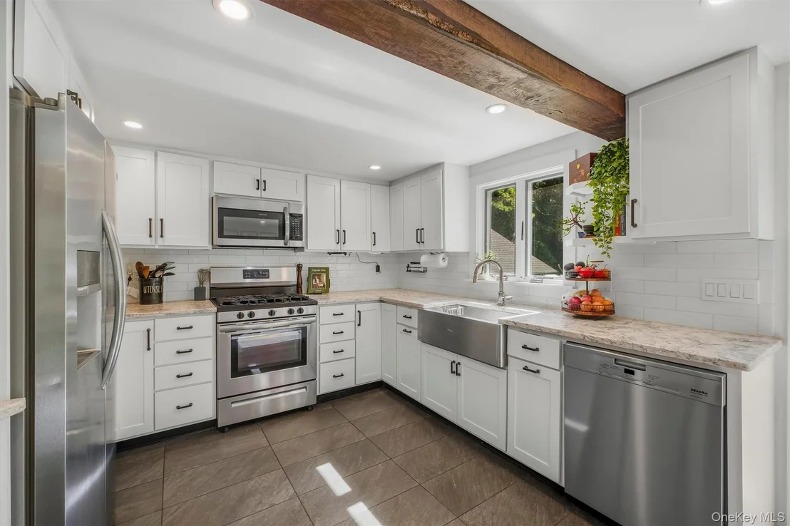 Photo of 136 Bundy Hill Road