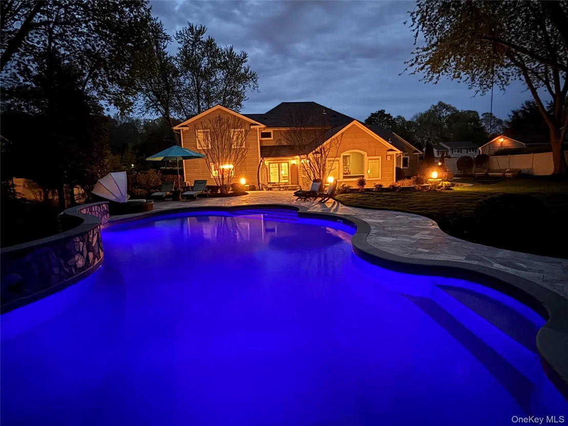 Photo of 10 Kingfisher Drive