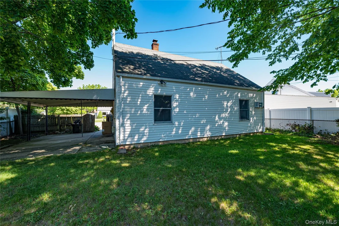 Photo of 93 Barnyard Lane