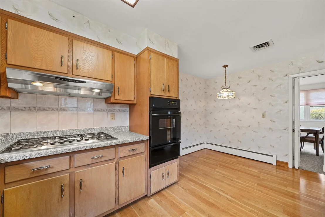 Photo of 21 Westview Road