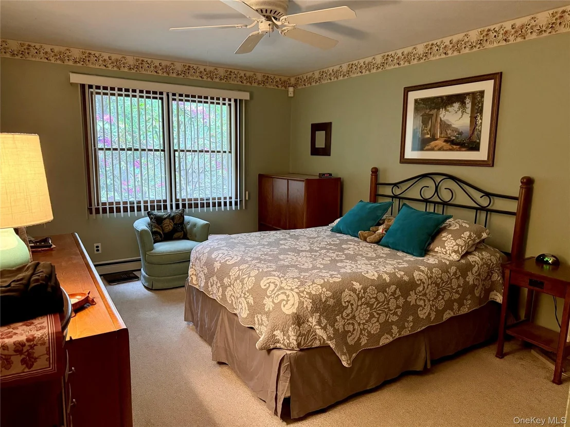 Photo of 33A Hillside Avenue