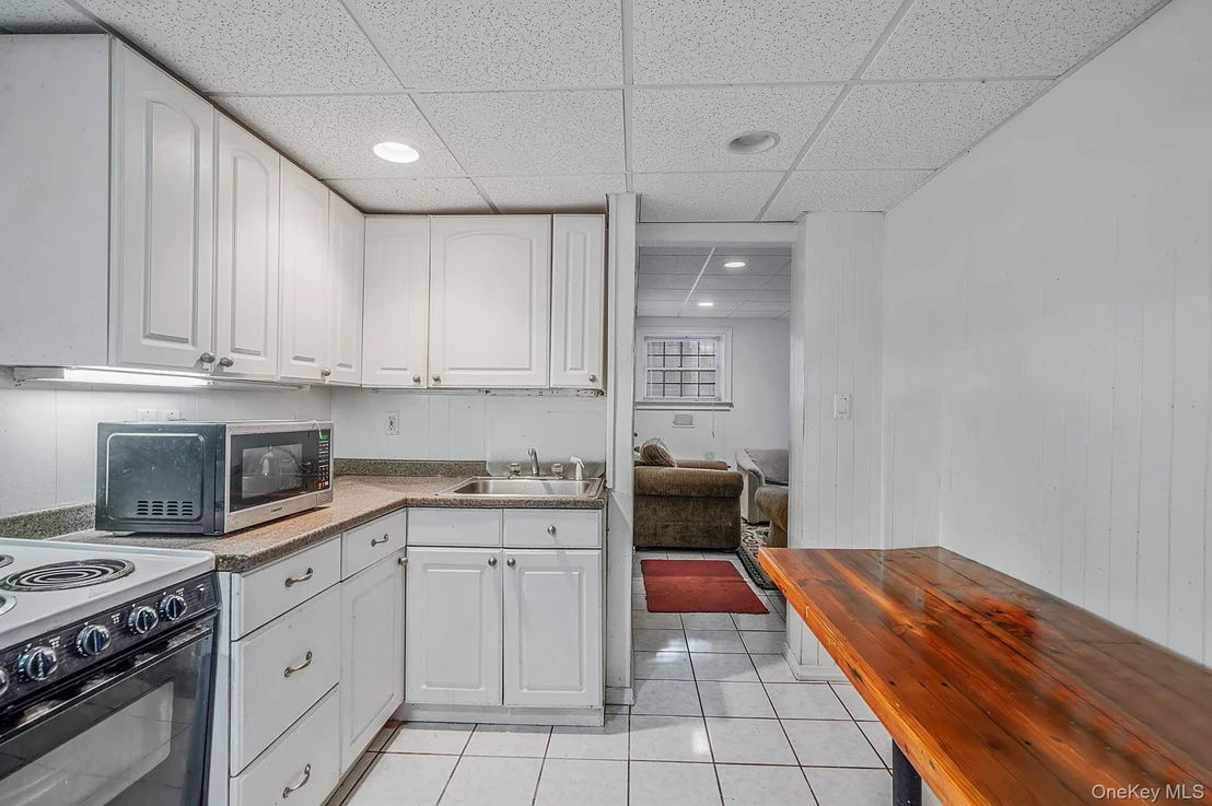Photo of 23 Colonial Drive