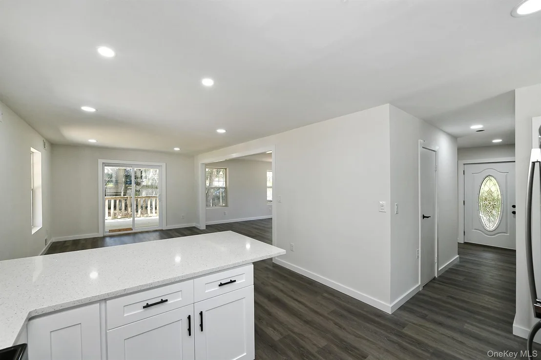 Photo of 208 Lake Drive