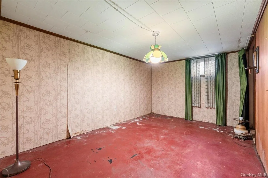 Photo of 1680 Pine Acres Boulevard