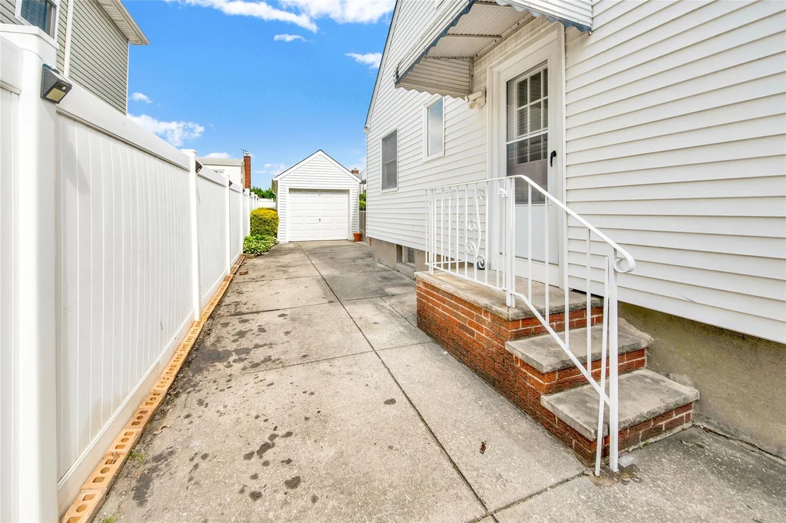 Photo of 21 Irving Street