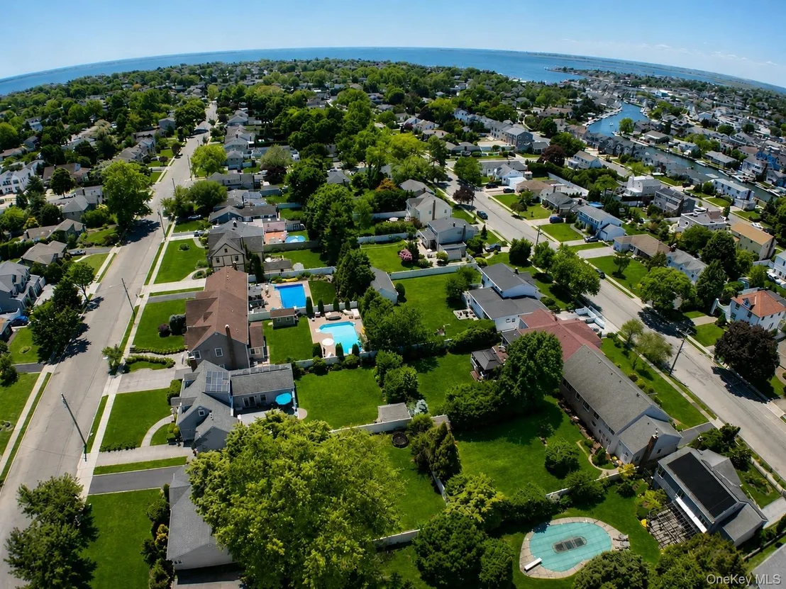 Photo of 51 Fox Boulevard