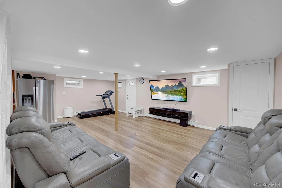 Photo of 1210 Emma Place