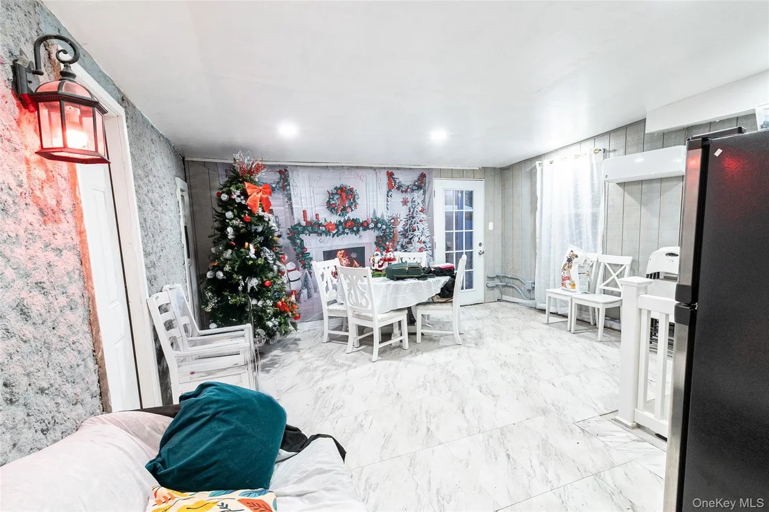 Photo of 163 Orchard Road