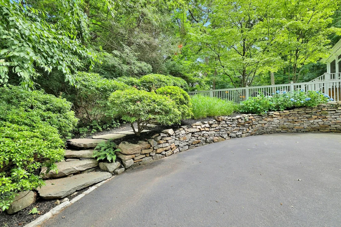 Photo of 18 Valley Lane
