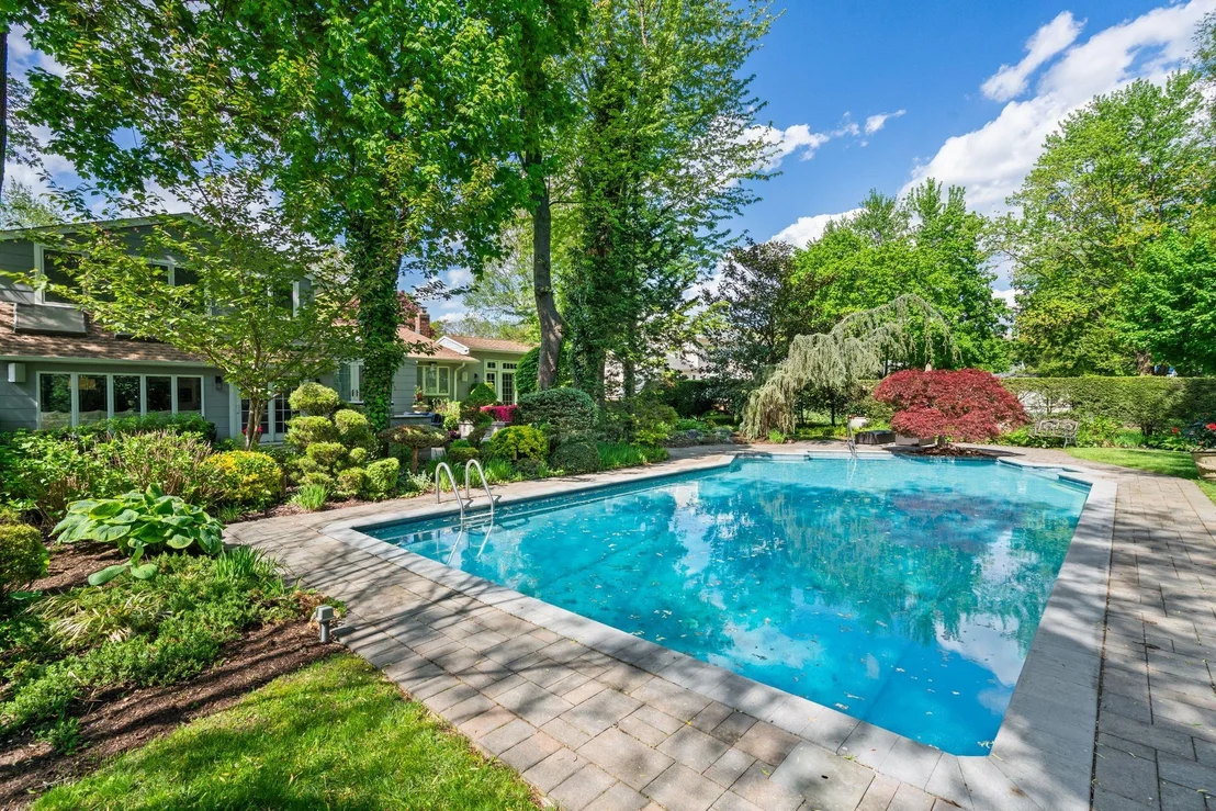 Photo of 39 Bucknell Drive