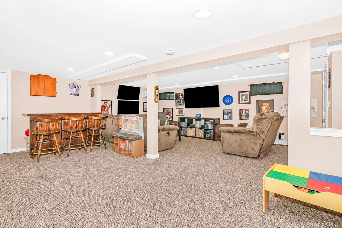Photo of 505 Lariat Lane