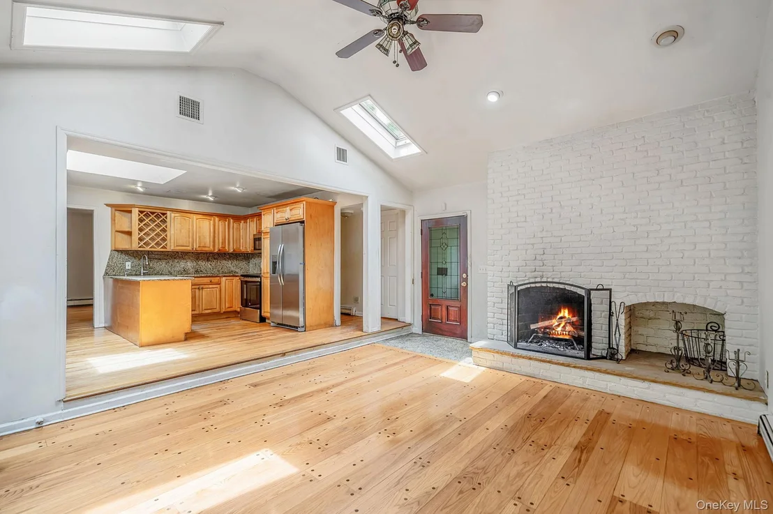 Photo of 61 Ledgewood Drive