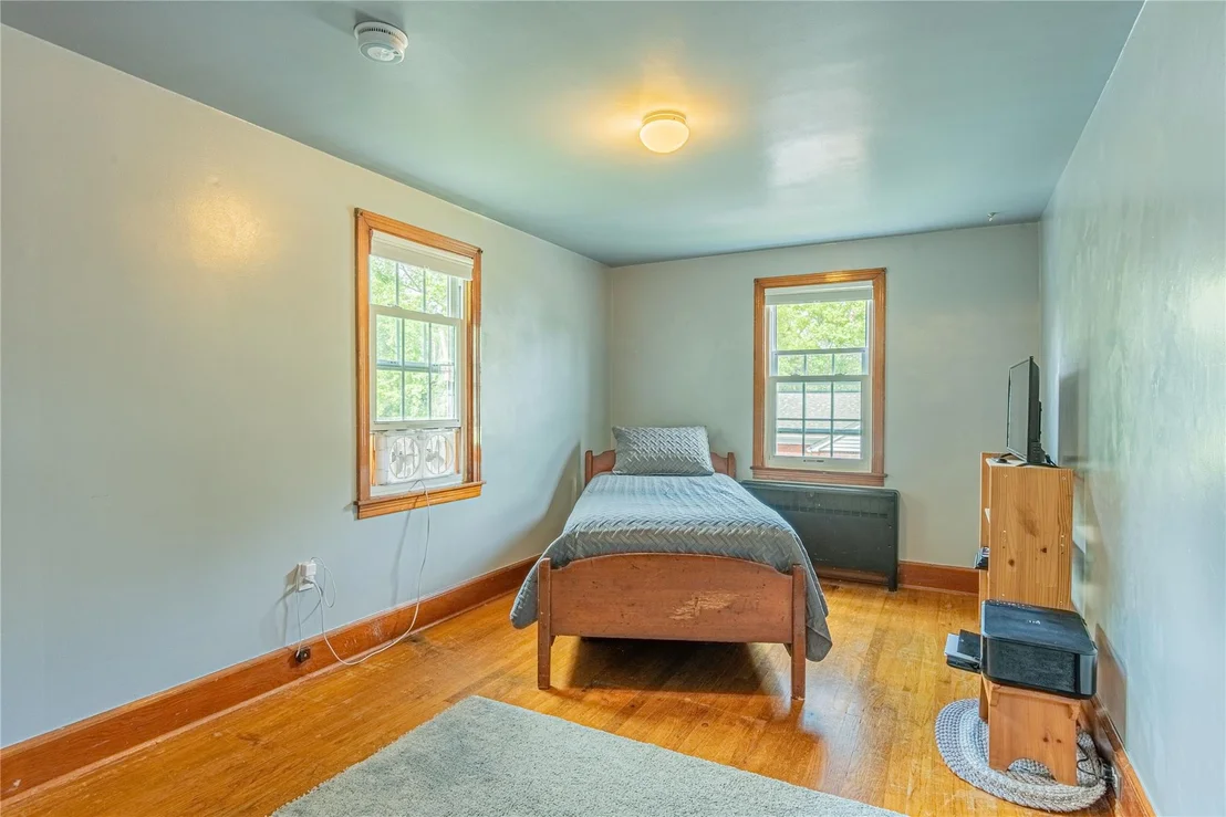 Photo of 22 Deerfield Place