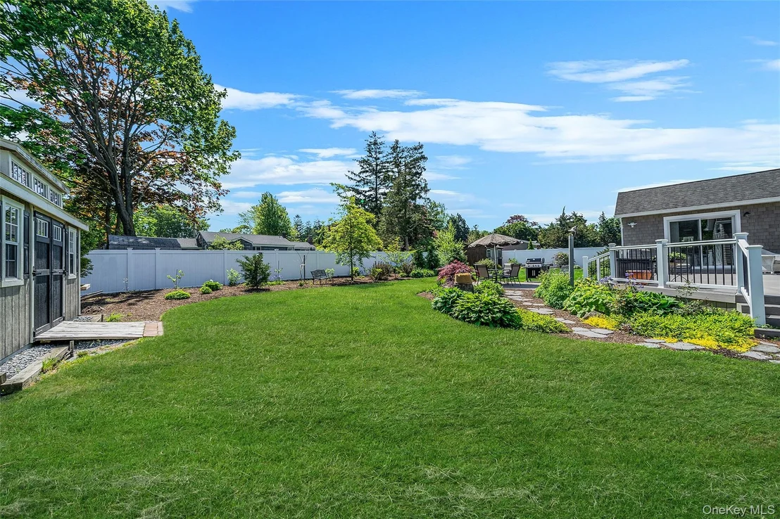 Photo of 15 Evergreen Lane