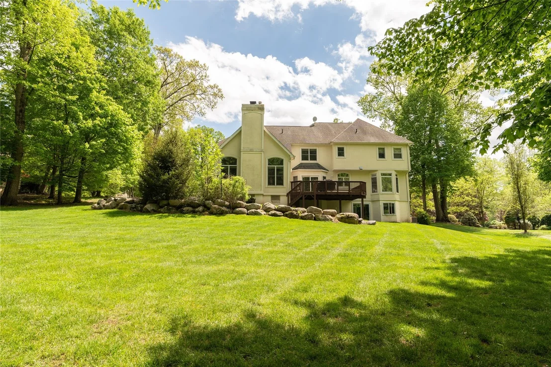 Photo of 9 Golf Course Drive