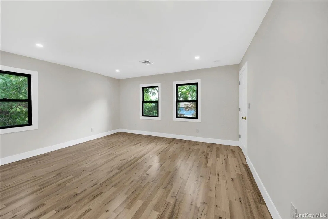 Photo of 81 Ridge Road