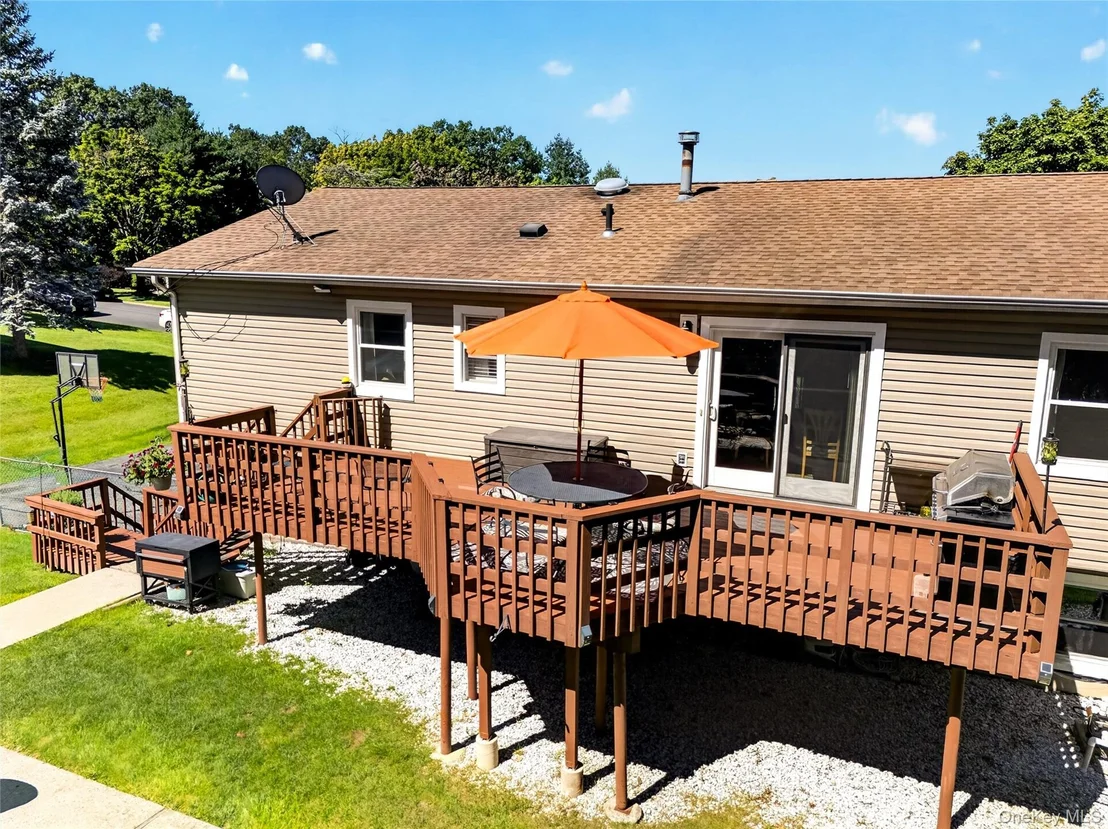 Photo of 4 Rockridge Drive