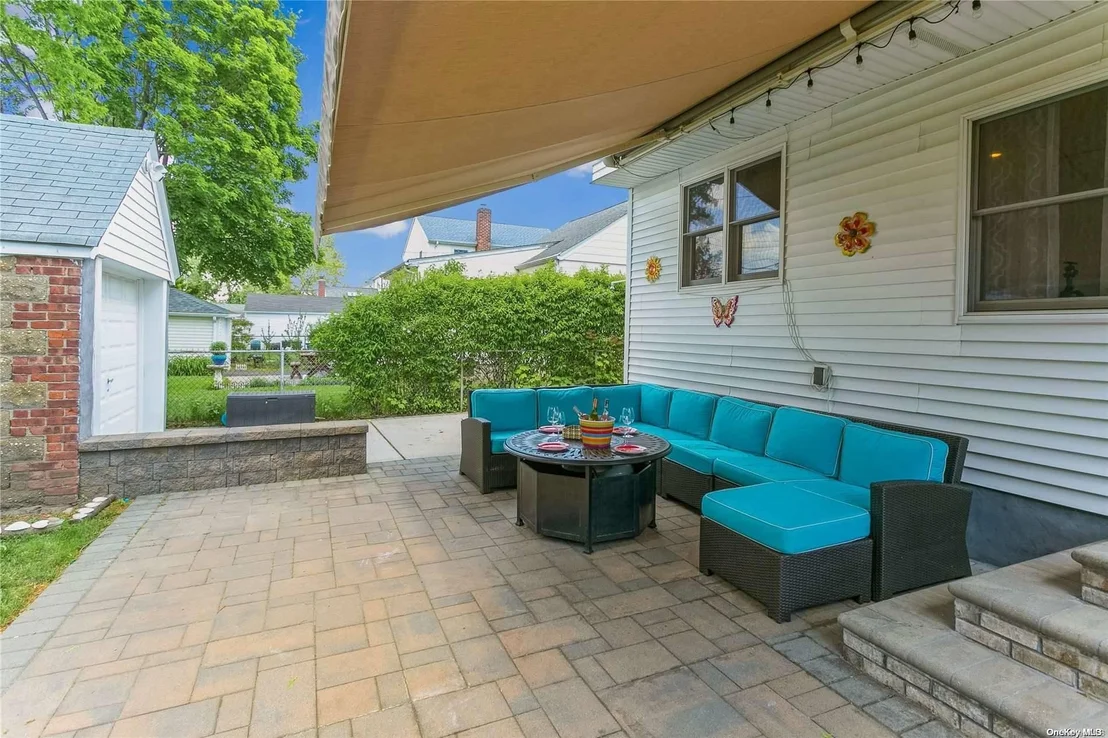 Photo of 110 Cushing Avenue