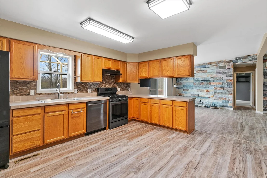 Photo of 371 Fosler Road
