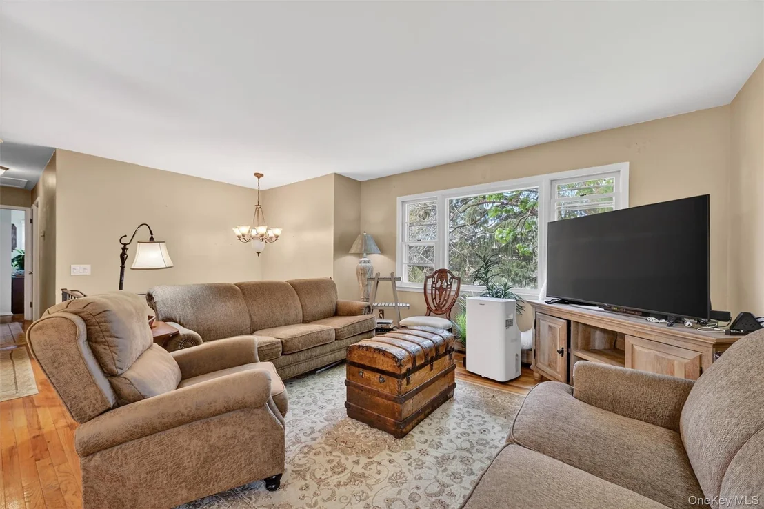 Photo of 5 Regelski Drive