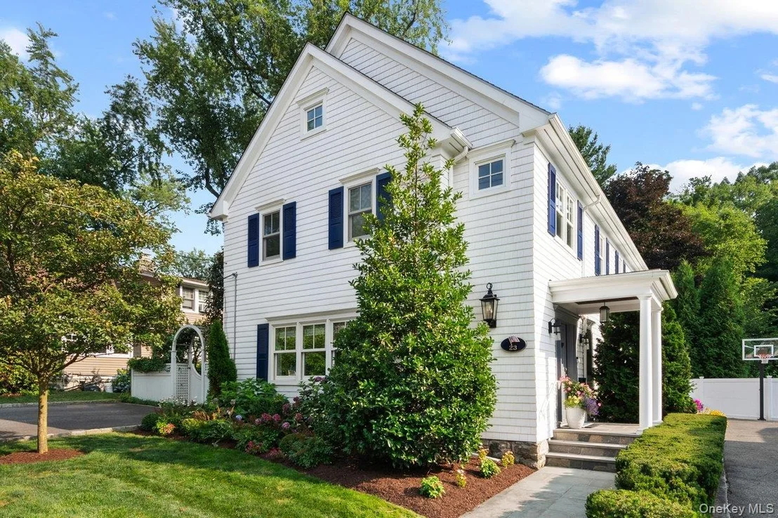 Photo of 23 Fairlawn Street