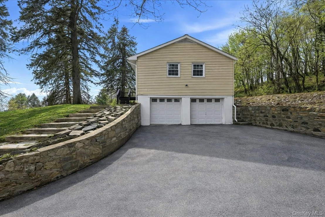 Photo of 68 Hillcrest Drive