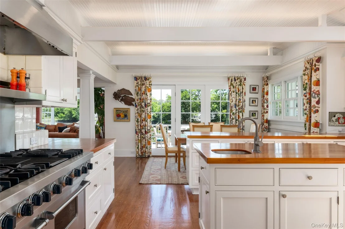 Photo of 87 Hix Avenue