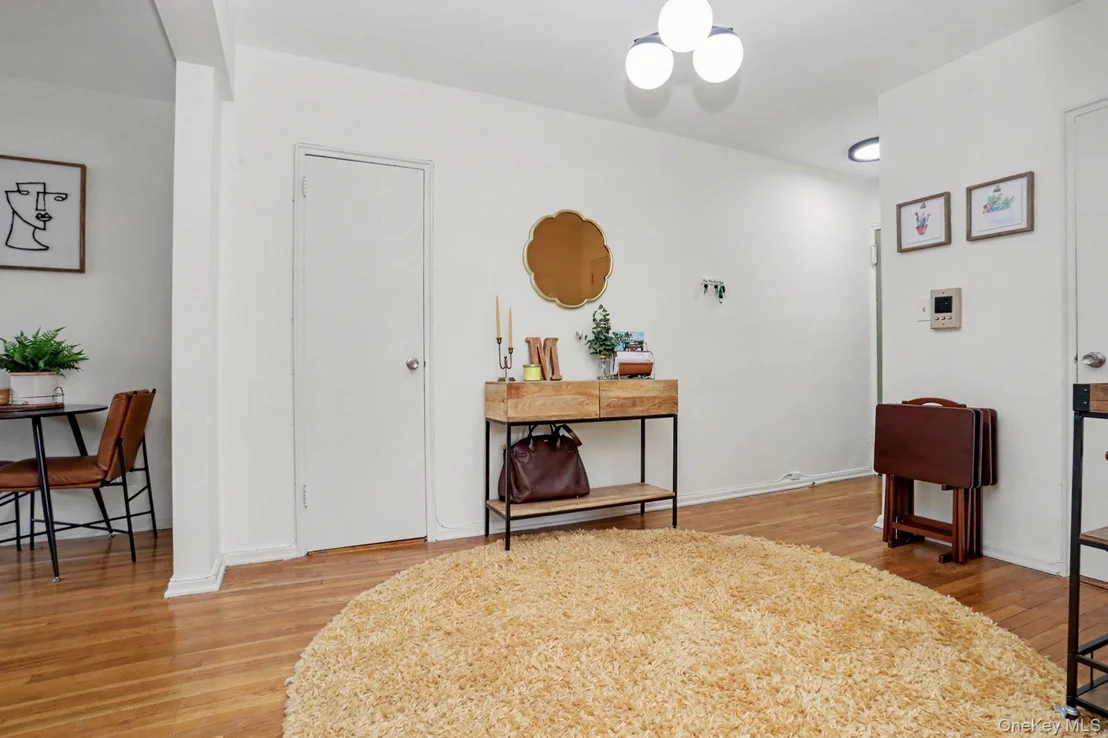 Photo of Unit B47 at 776 Bronx River