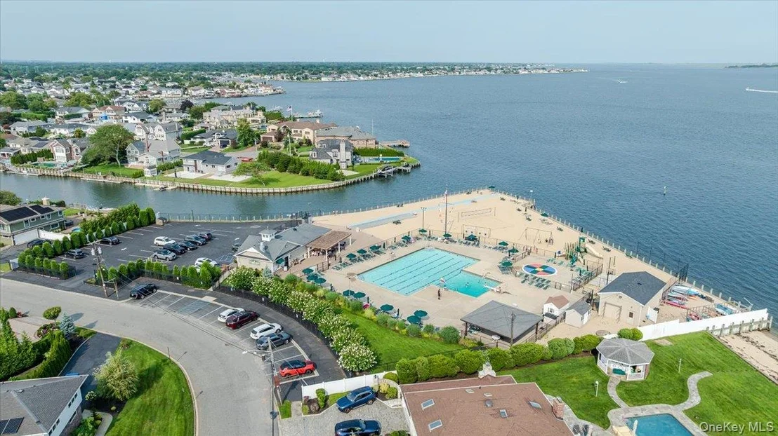Photo of 150 Harborview Drive