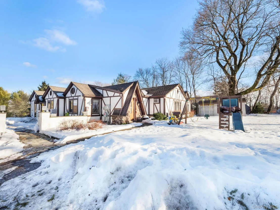 Photo of 4 Lambros Drive