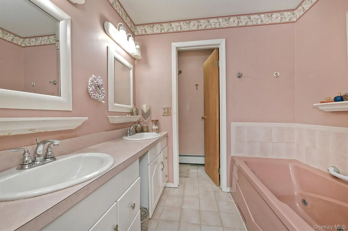 Photo of 63 Corbin Avenue