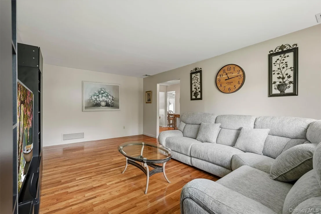 Photo of 72 Eastview Drive