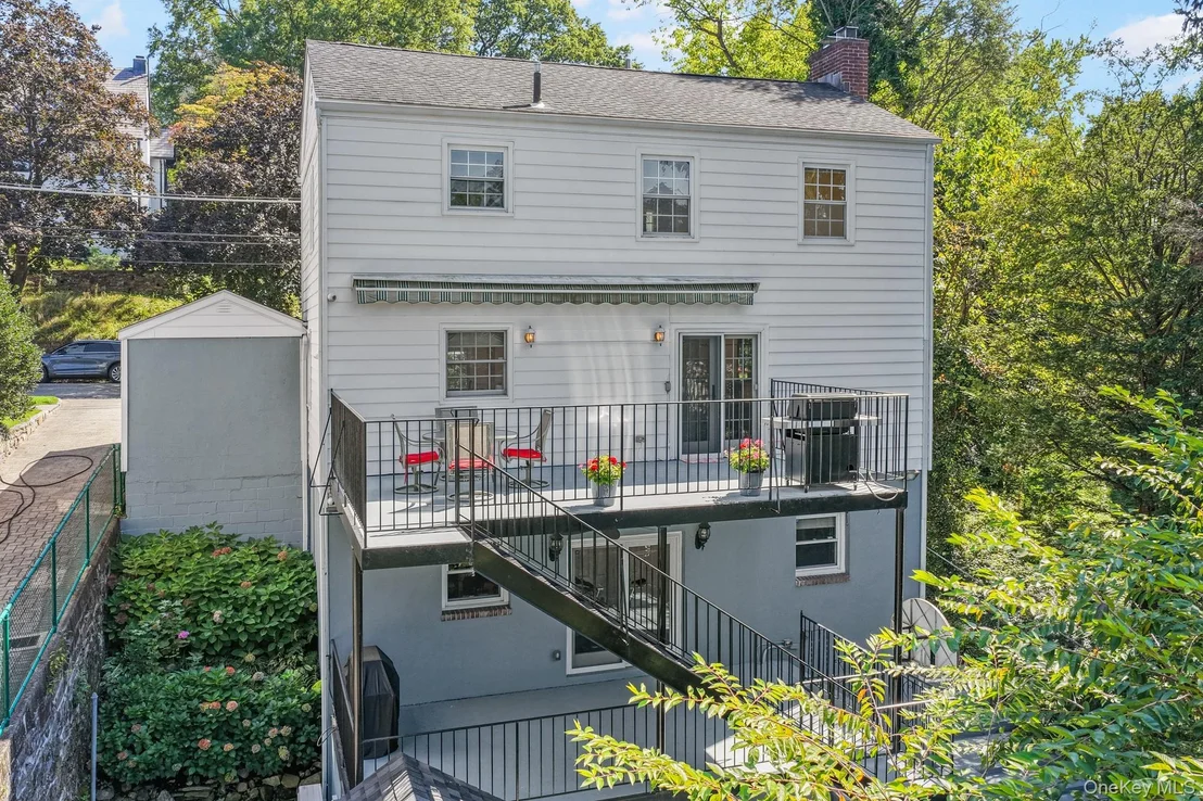 Photo of 29 Chatfield Road