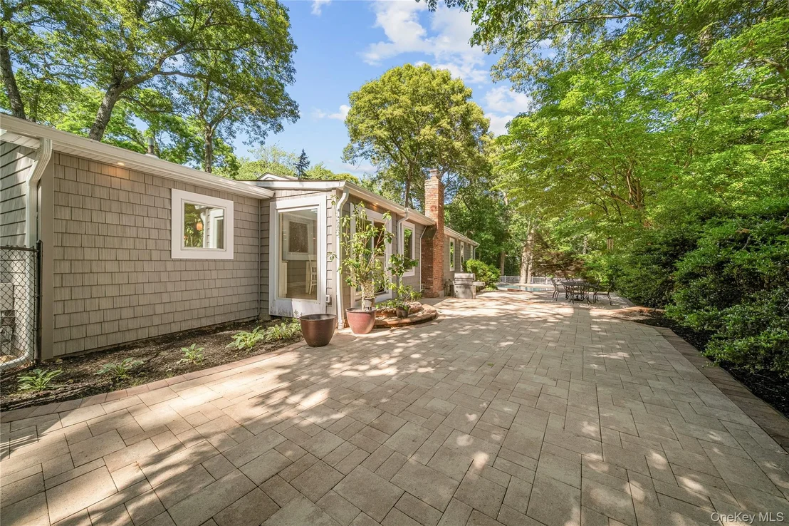 Photo of 2 Rawlings Drive