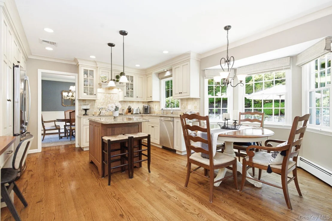 Photo of 32 Bedell Road