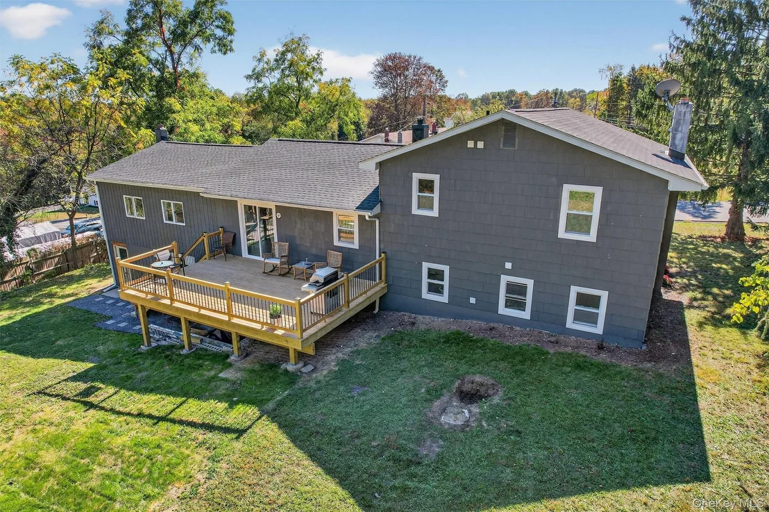 Photo of 10 Elizabeth Drive