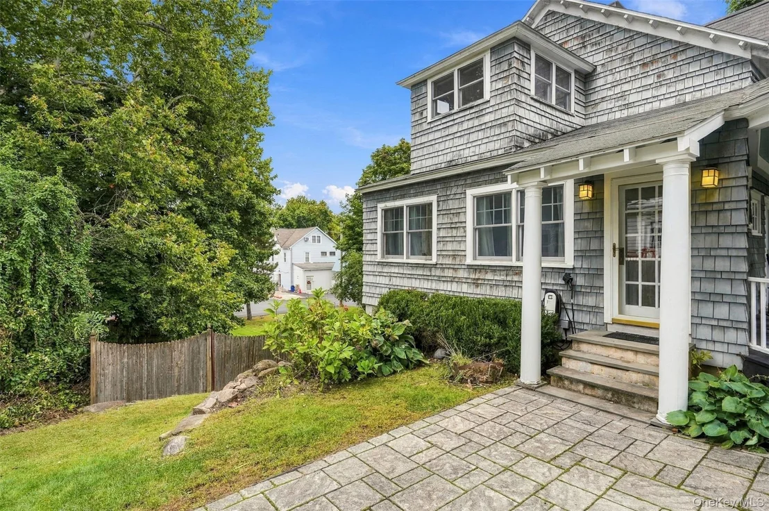 Photo of 27 Clinton Street