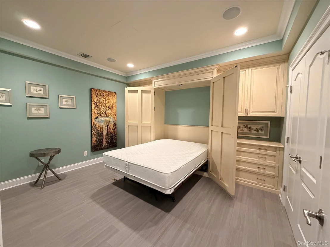 Photo of 38 Hamlet Woods Drive