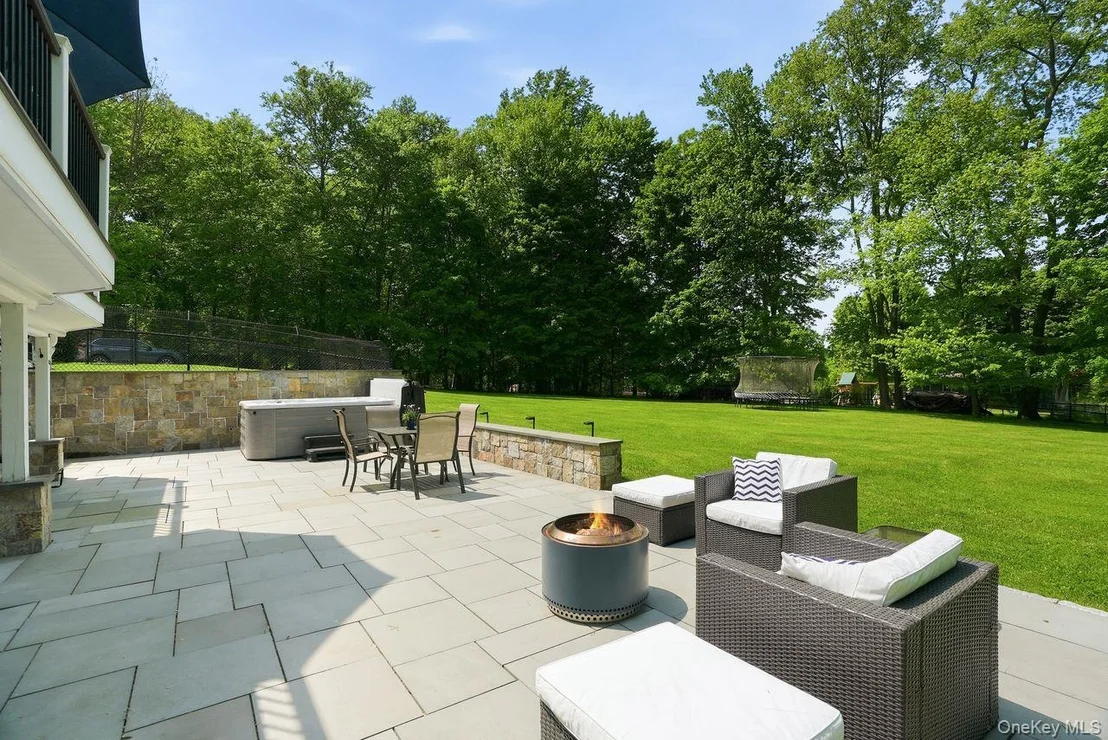 Photo of 882 Kipling Drive