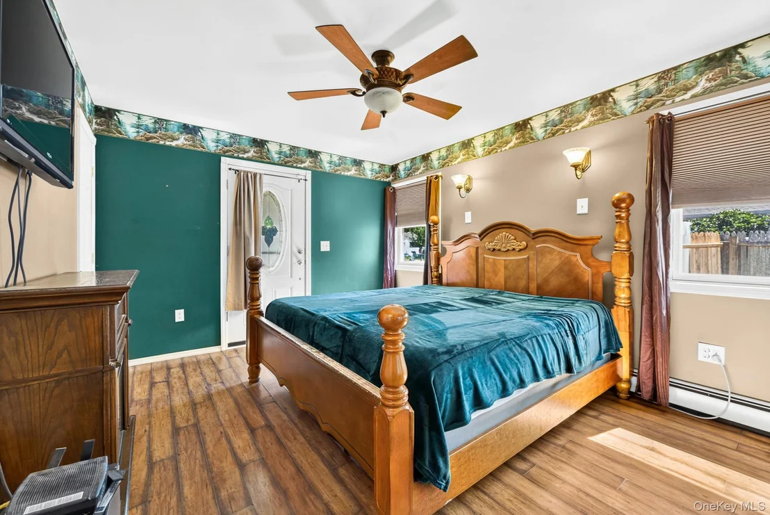 Photo of 469 Carnation Drive