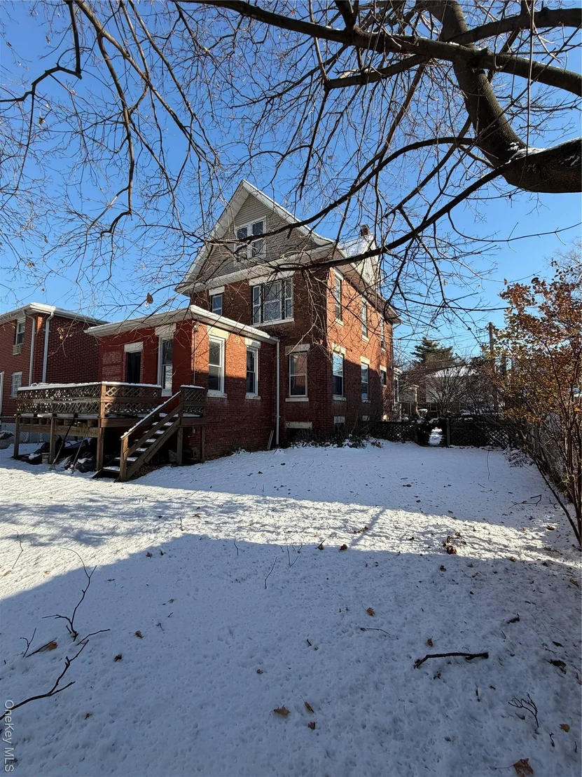 Photo of 4032 195th Street