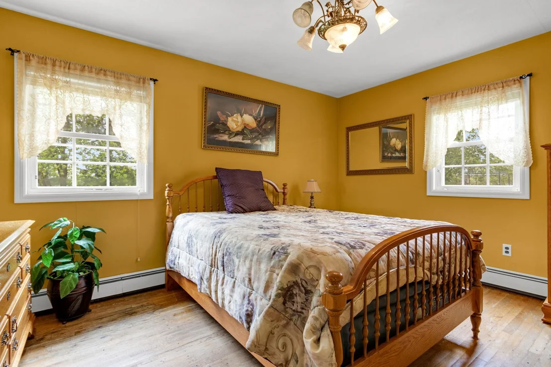 Photo of 42 Robin Drive