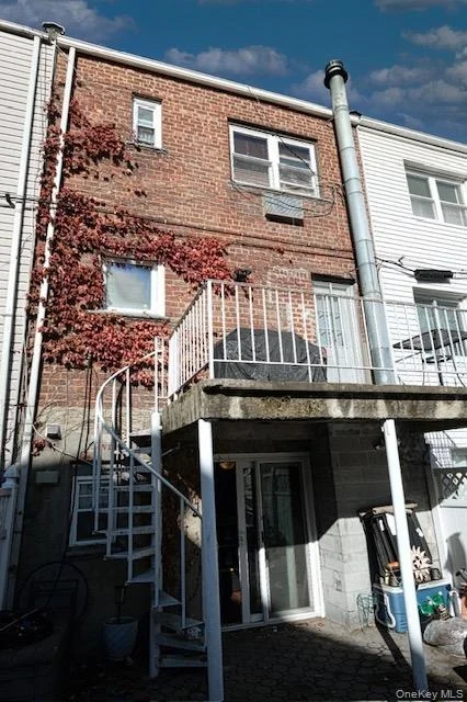 Photo of 2816 Collis Place