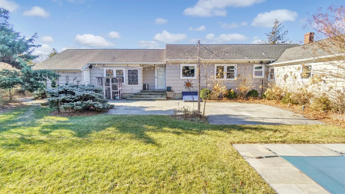 Photo of 74 Sunrise Avenue