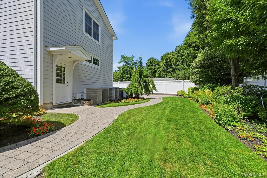 Photo of 3 Crescent Drive