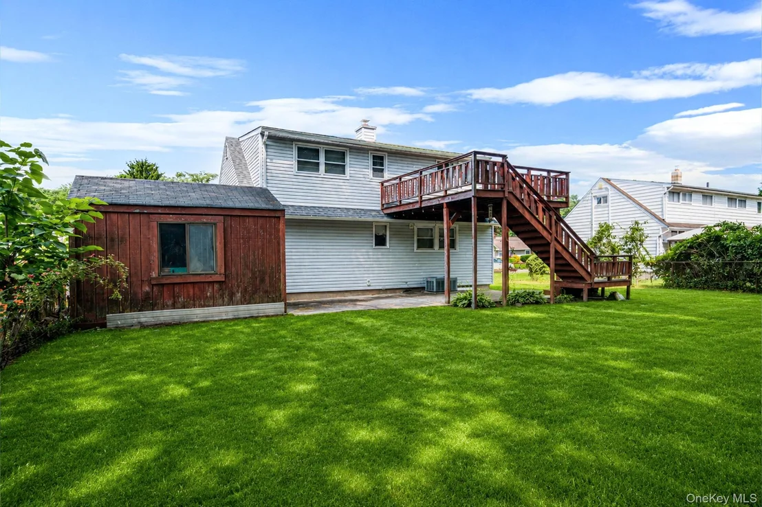 Photo of 146 Dawn Drive